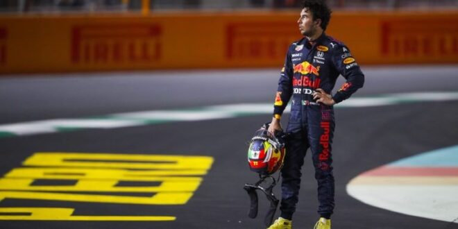 Patrocinios sostienen a Checo en Red Bull