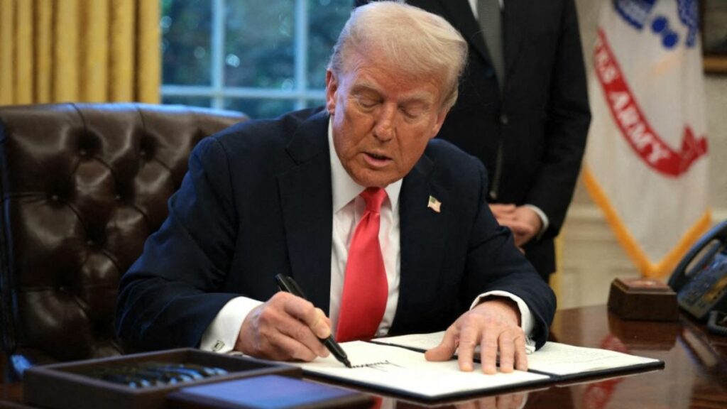 Only english, Trump lo decreta idioma oficial