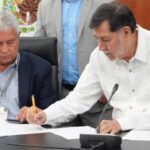 Obligan a ciudadano a disculparse con Fernández Noroña