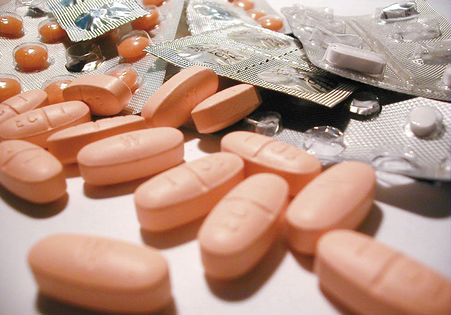 Laboratorios Collins y la “droga de la felicidad”