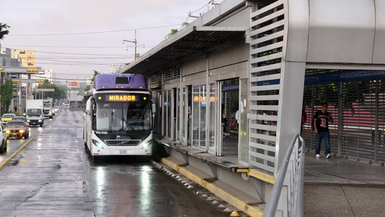 Tren ligero, “metro al estilo Jalisco”
