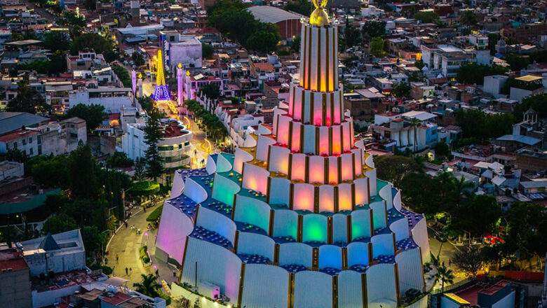 La oscura Luz del Mundo