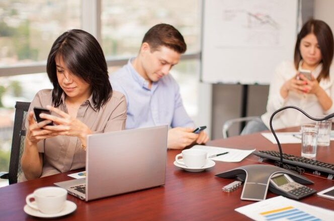 ¿Por qué nos distraemos de lograr nuestras metas?