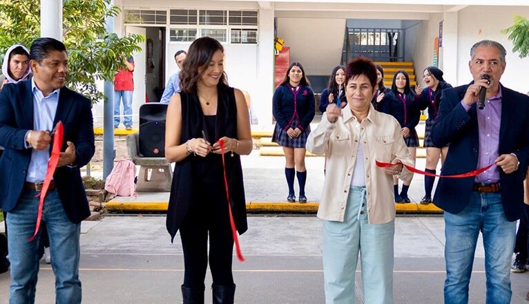 Impulsan capacitación digital en el COBAEJ Miramar