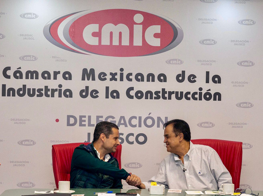 Firman IDEFT y CMIC convenio de capacitación - Paralelo 20