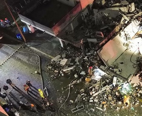 Explosión en Pesquerías deja 3 muertos y 6 heridos