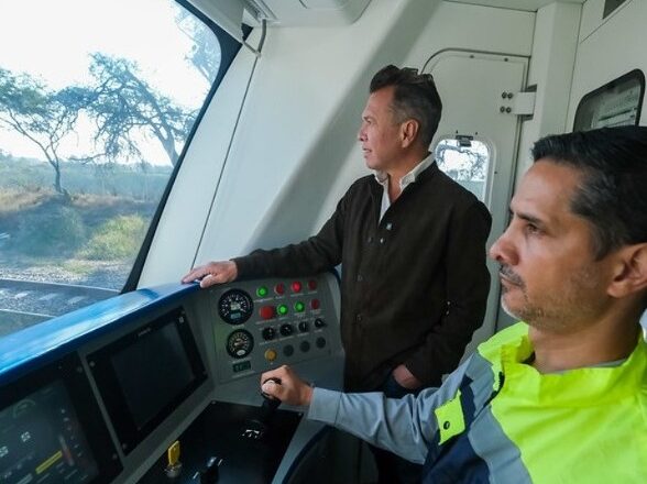 Línea 4, de color y sabor naranja