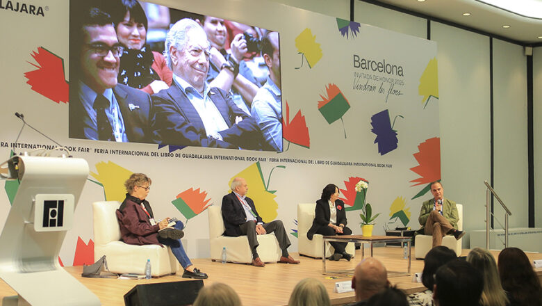 Recuerdan legado de Vargas Llosa en FIL