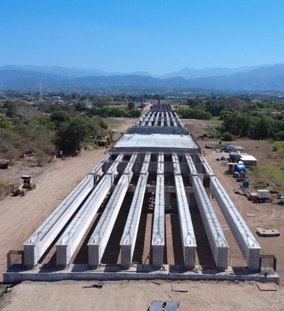 Avanza construcción de puente Amado Nervo