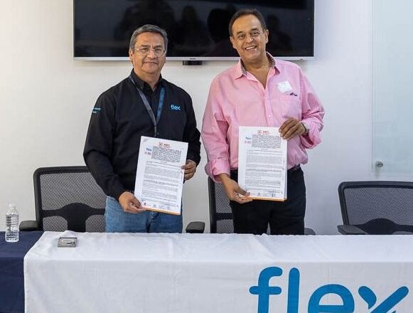 Unen esfuerzos Flex e IDEFT para fortalecer talento tecnológico