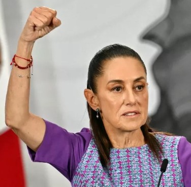 Si no hay pruebas es política, dice Sheinbaum