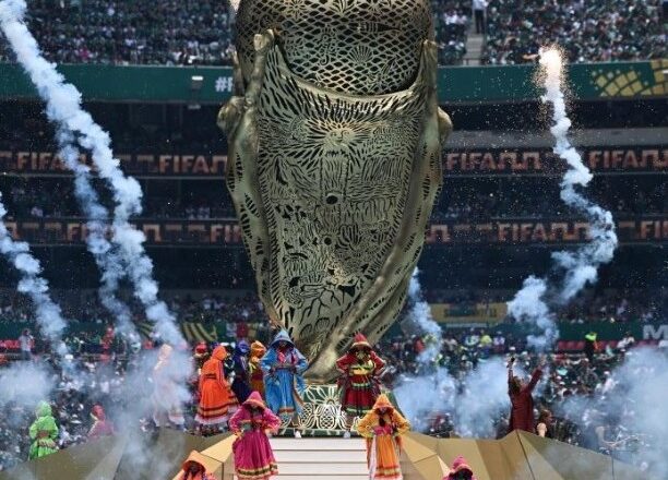 Colorida inauguración del mundial