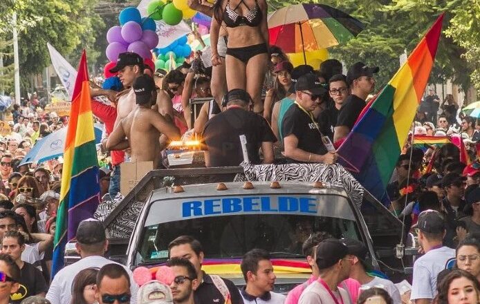 Reportan éxito en la Marcha del Orgullo 2026