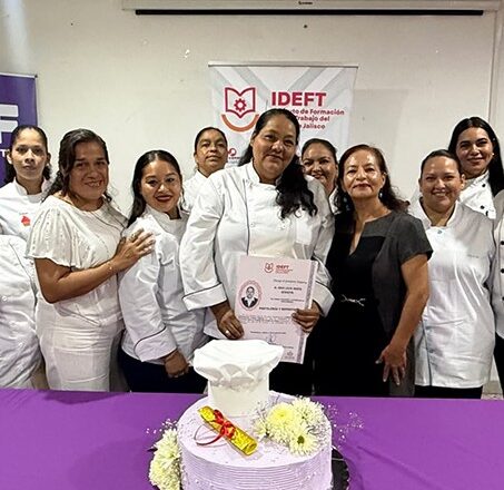 Brindan IDEFT y DIF capacitación a comunidades en PV