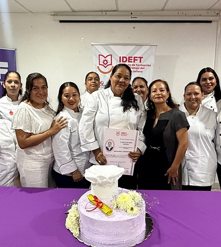Brindan IDEFT y DIF capacitación a comunidades en PV