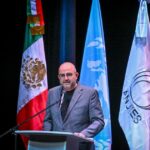 Analizan efectos de pantallas en los jóvenes