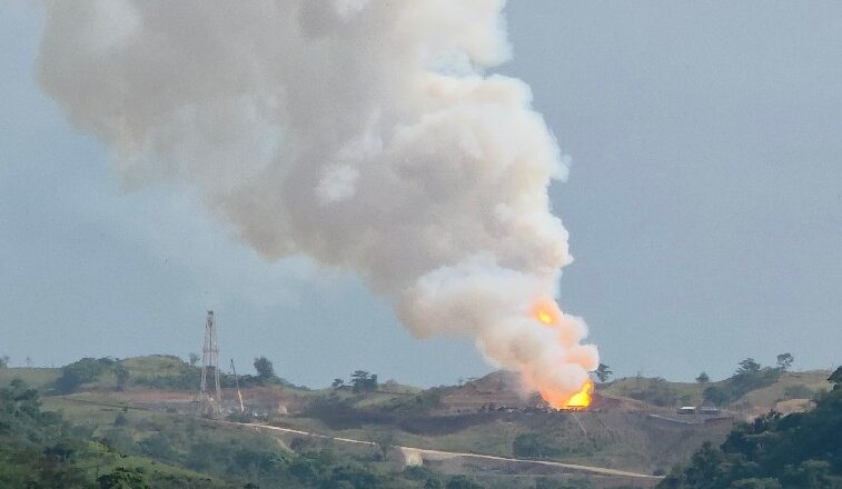 Contamina pozo de Pemex comunidad veracruzana
