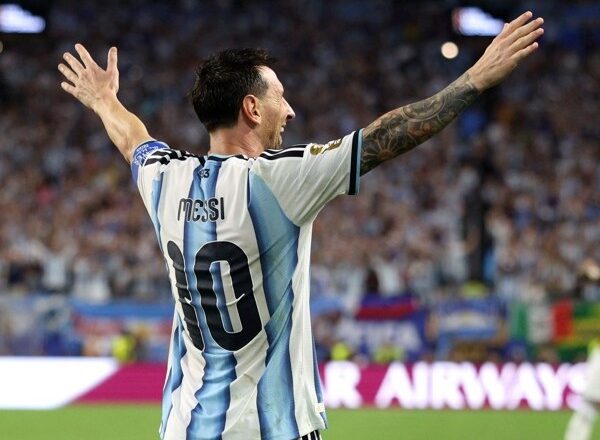 Con “las uñas” Argentina vence a Cabo Verde