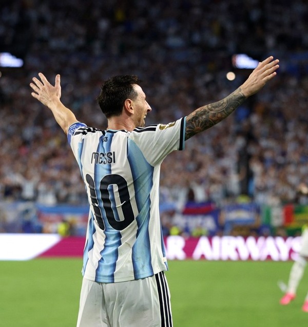 Con “las uñas” Argentina vence a Cabo Verde