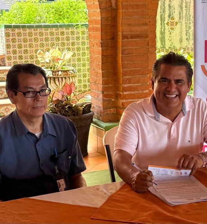 Firma IDEFT alianza con hoteles de Puerto Vallarta