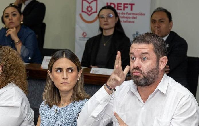 Impulsa IDEFT certificación para intérpretes de lengua de señas