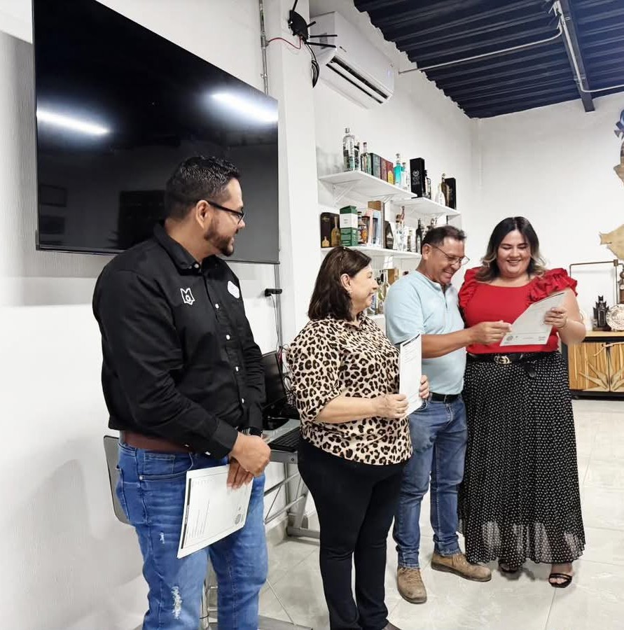 Fortalece IDEFT especialización de industria tequilera