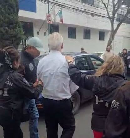 Detenido ex director de Pemex por golpeador