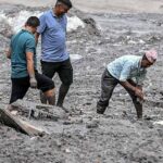 Fuertes lluvias complican rescates en Nepal