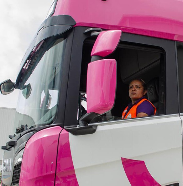 Apoya IDEFT incorporación de mujeres en auto transporte