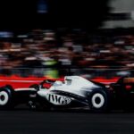 ‘Checo’ Pérez conquista Reforma con exhibición de Cadillac