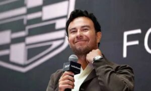 Checo Pérez celebra su GP 300 en México