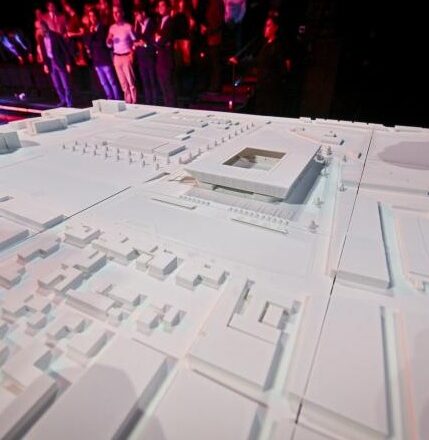 Vecinos exigen transparencia y legalidad en proyecto de estadio