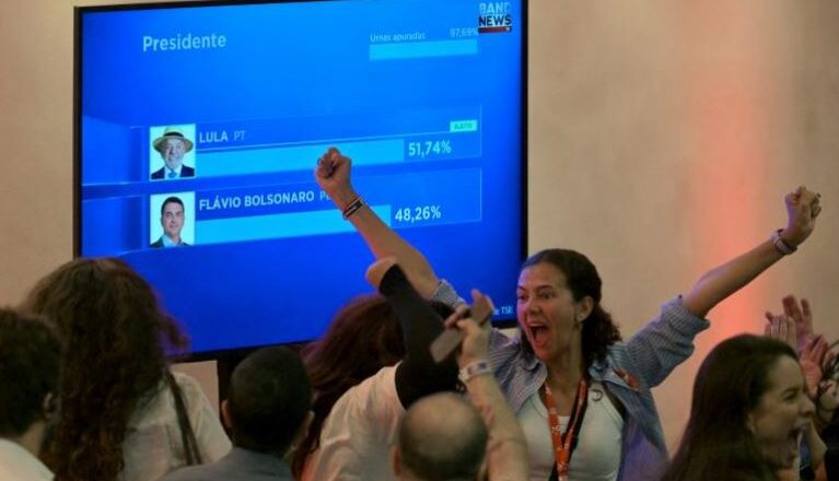 Lula es reelegido presidente de Brasil