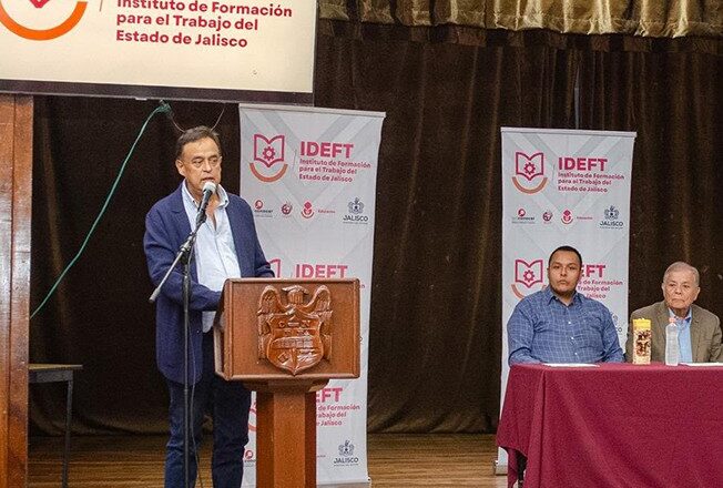 Amplía IDEFT oportunidades de empleo en Zapotlán y Autlán