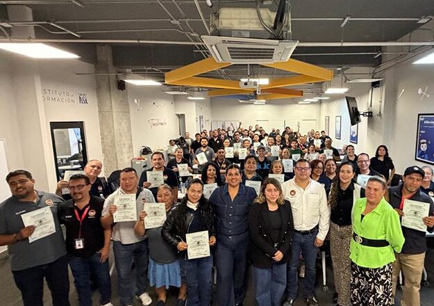 Concluyen capacitación trabajadores por alianza IDEFT-PISA