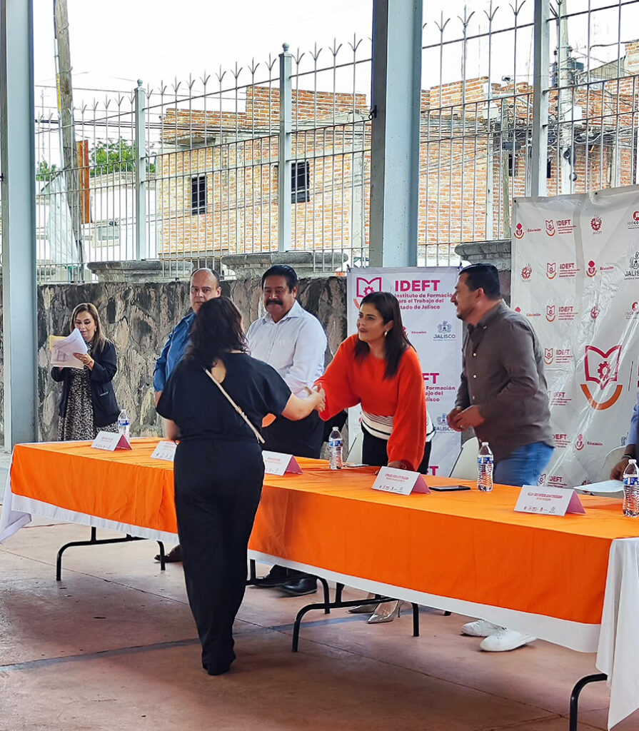 Fortalece IDEFT con capacitación economía de municipios