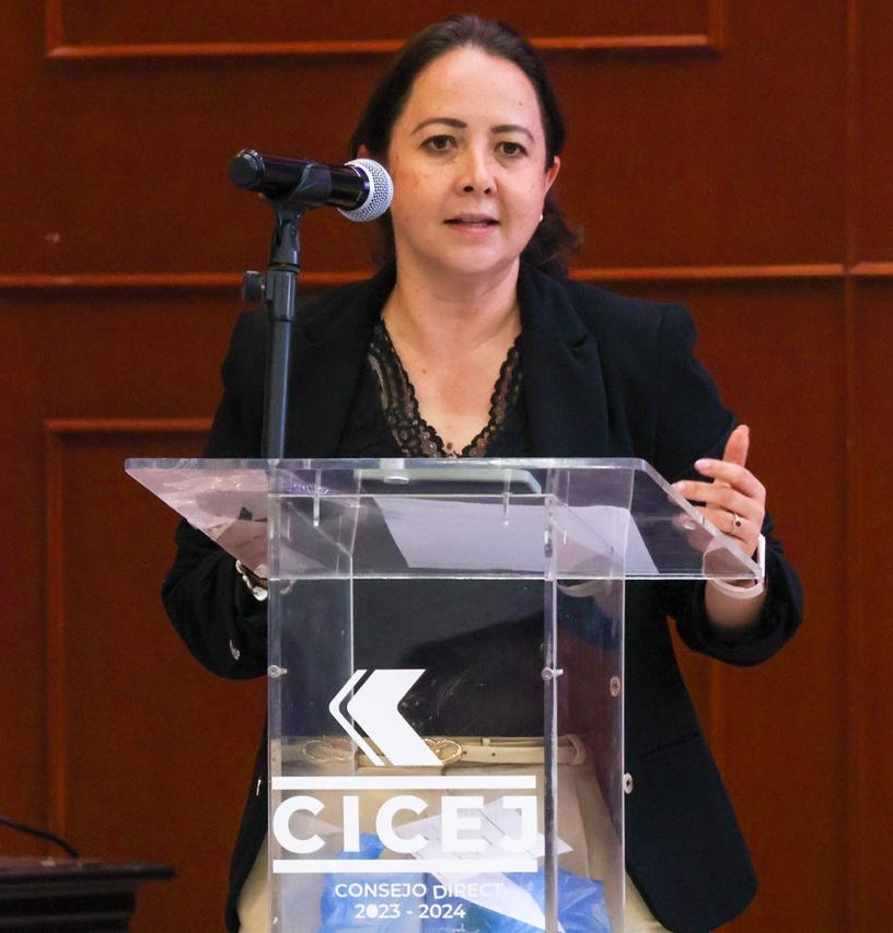 Fortalece IDEFT formación de ingenieros civiles